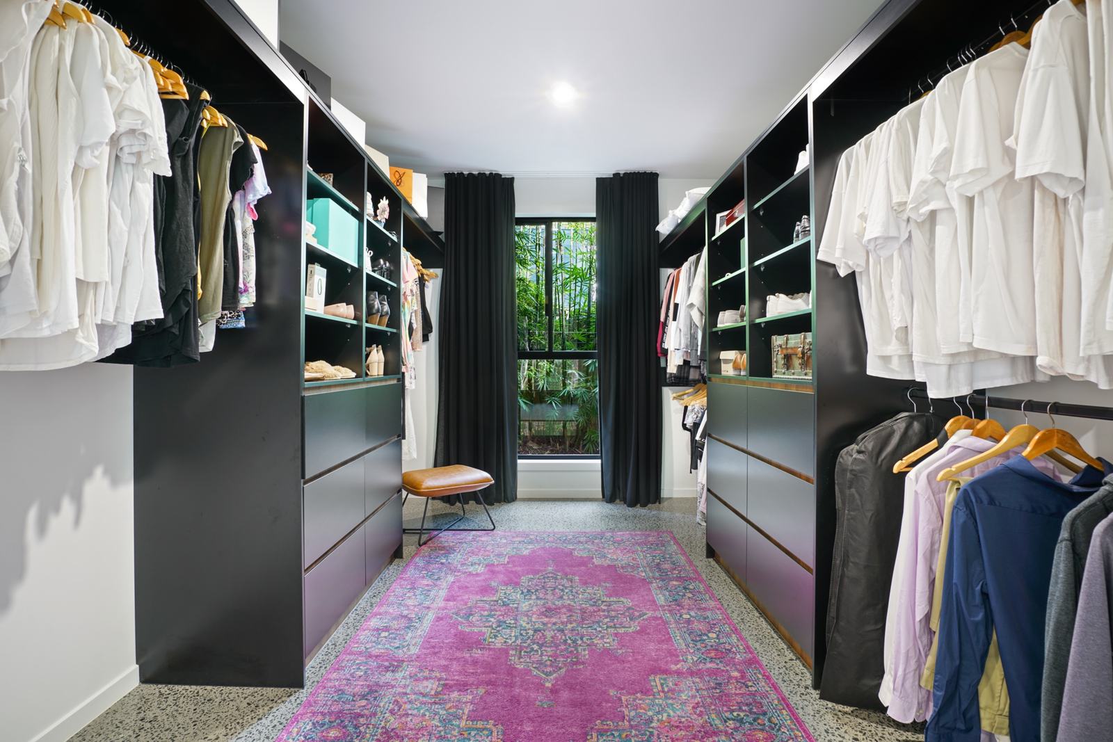 Walk-in robe